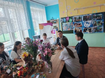 Заседание представителей самоуправления школы.